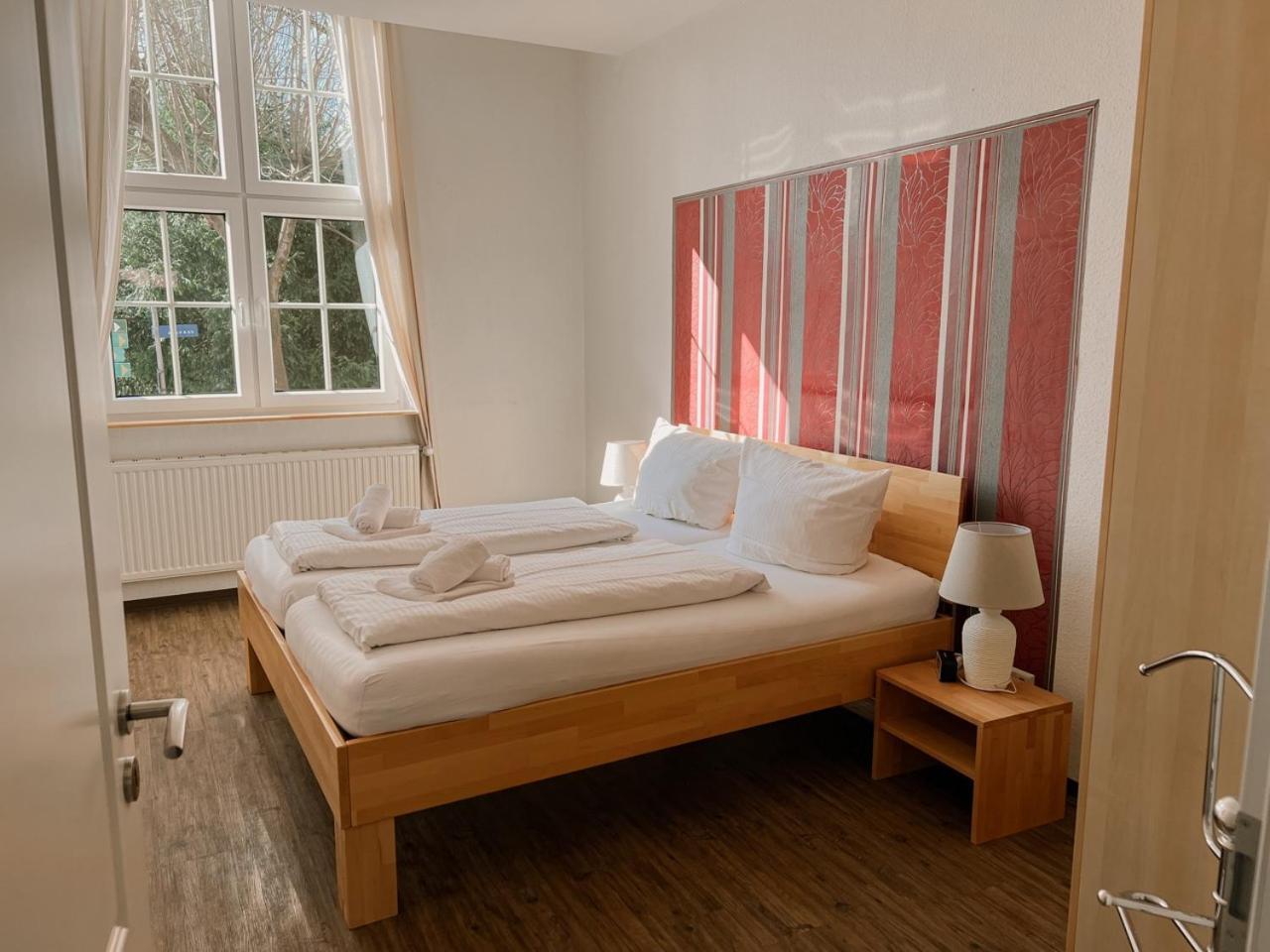 "Unnen" In Der Alten Schule Greetsiel Krummhorn Bagian luar foto